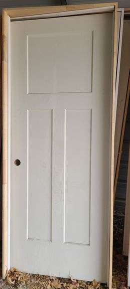 5)Assorted Doors - Prime Time Auctions, Inc.