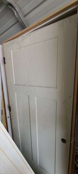5)Assorted Doors - Prime Time Auctions, Inc.