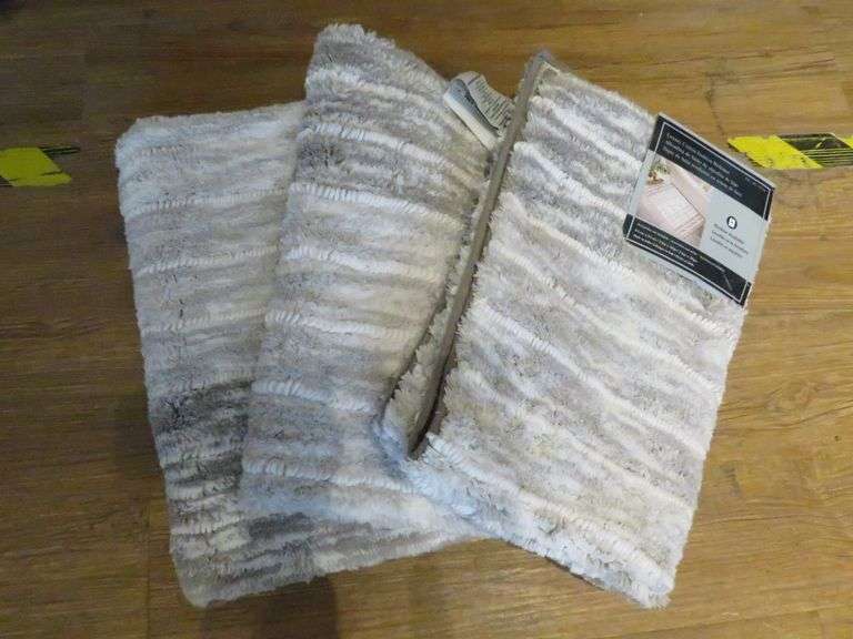3) Bathmats