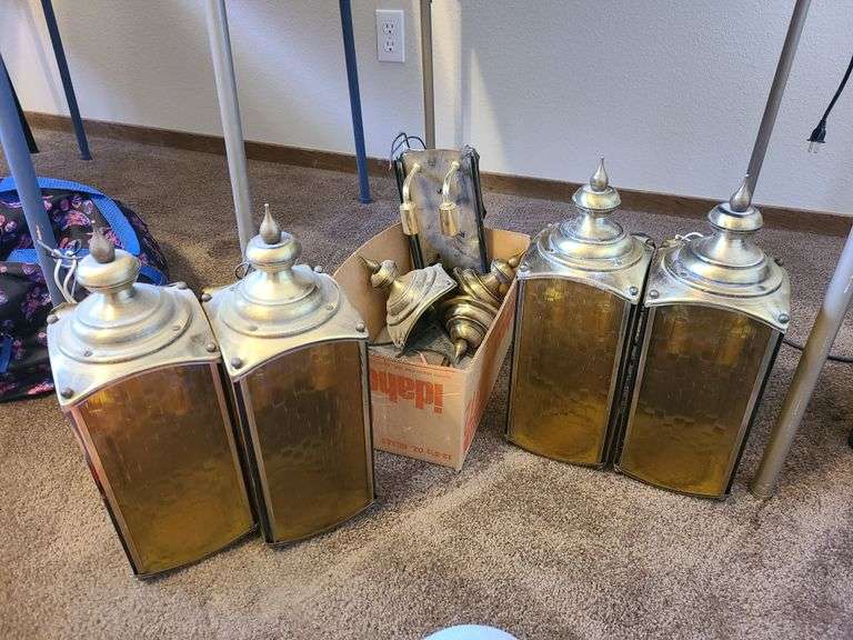 Outdoor Wall Sconces