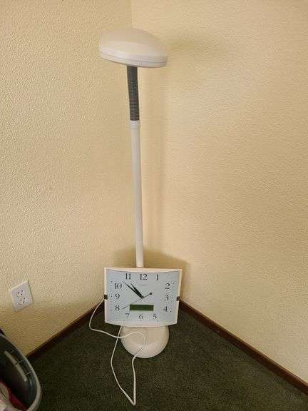 Qulax Wall Clock, Lamp