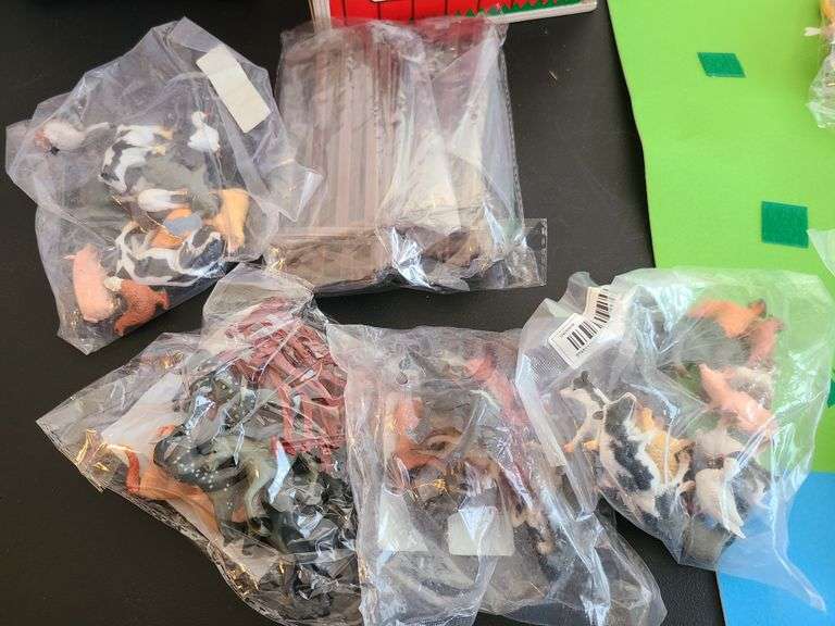 Farm Play Mat, Plastic Animals, Felt Animals, Wooden Melissa and Doug Play Barn, Felt Mat