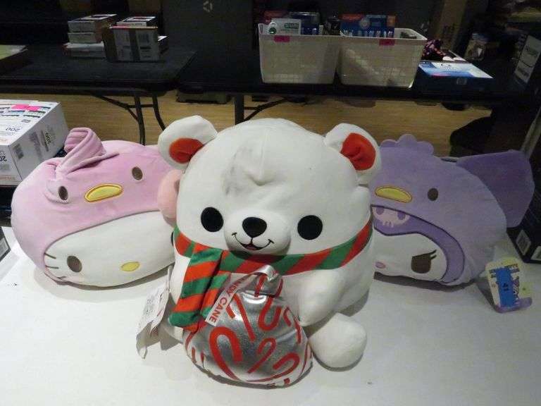 2) Hello Kitty Basket, Snackles