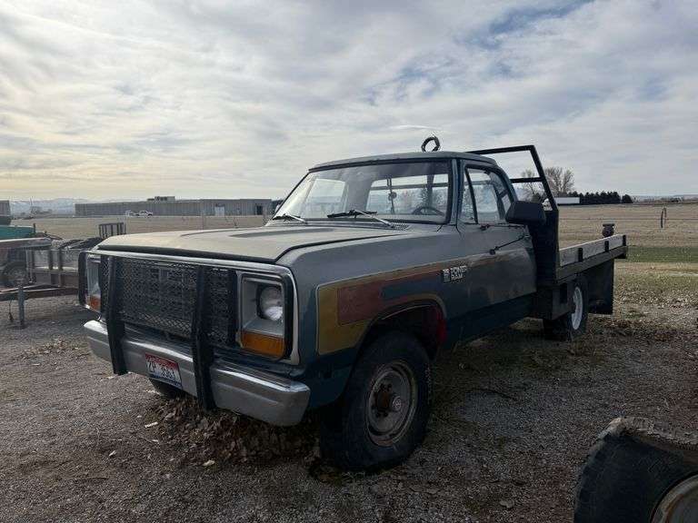 1981 Dodge W-Series W250