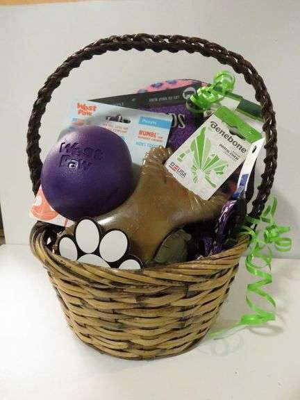 Pocatello Pet Lodge Pet Basket