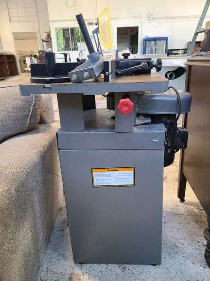 Central Machinery Industrial Shaper/Router - Prime Time Auctions, Inc.
