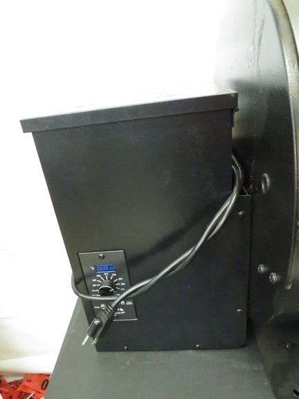 * Traeger Pellet Grill