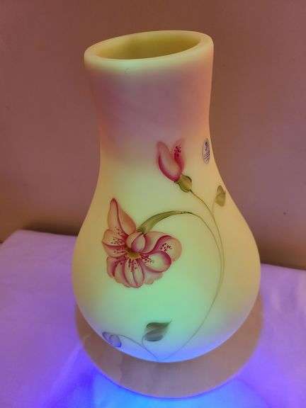 Burmese Fenton Vase