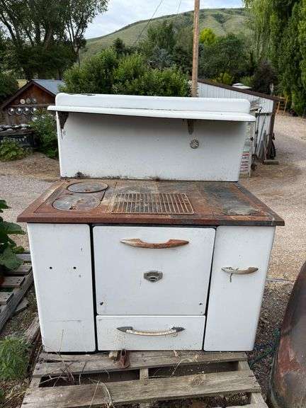 Monarch Wood Burning Cook Stove