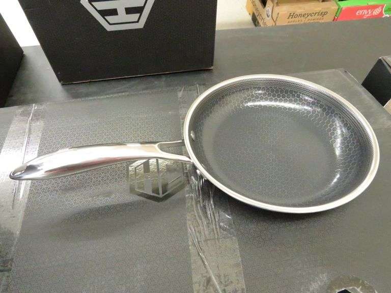 Hexclad Seven Piece Cookware Set
