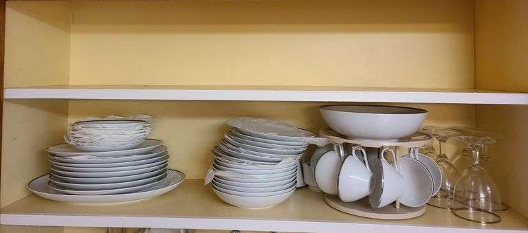 Style House Fine China, Crystal Stemware