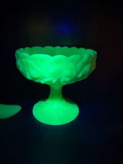 Fenton Uranium Boot, Fenton Custard Uranium Pedestal Bowl