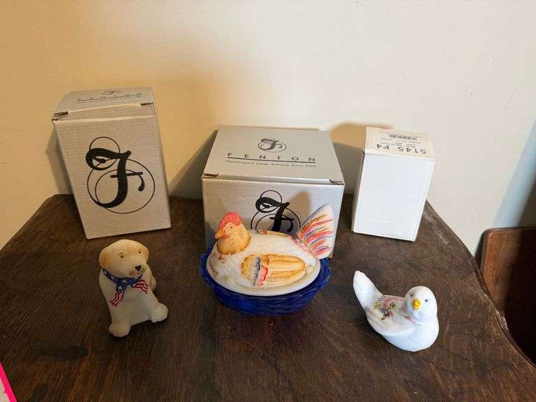 Fenton, Hen on Nest Cobalt Folk Art Collection, Fenton Hand Painted Labrador Dog, Fenton Art Glass H