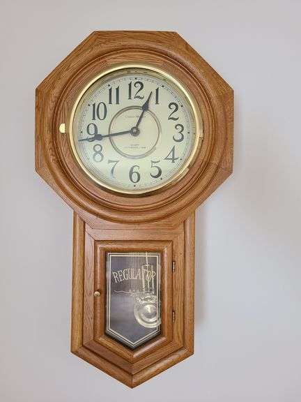 Classic Manor Regulator Clock