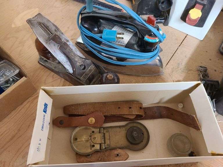 Union Jointer Jack Plane, Iron, Assorted Belt Pieces
