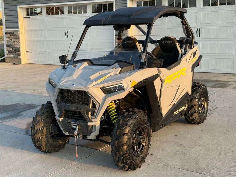 2021  Polaris  Razor  Trail
