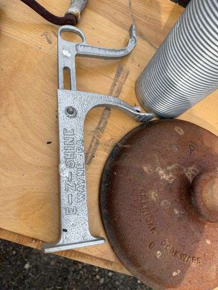E-Z-Shine, Cast Iron Lid, Thermos Bottle