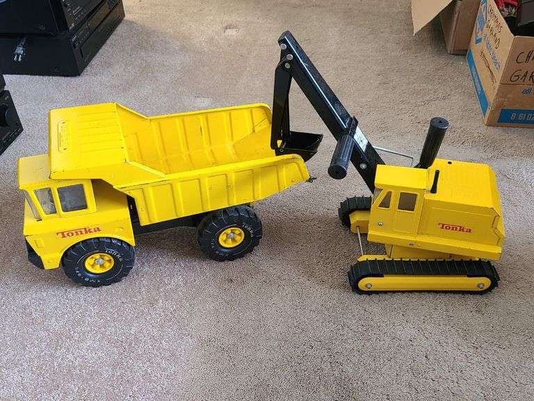 Tonka Dump Truck and Tonka Excavator