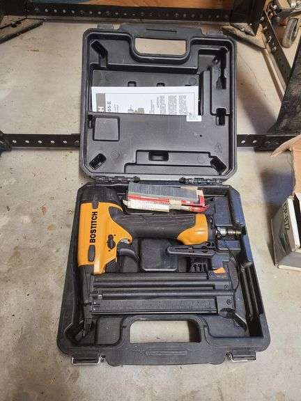 Bostitch Oil Free Brad Nailer