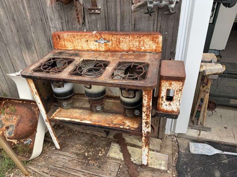 1932 New Perfection Vintage Kerosene Stove