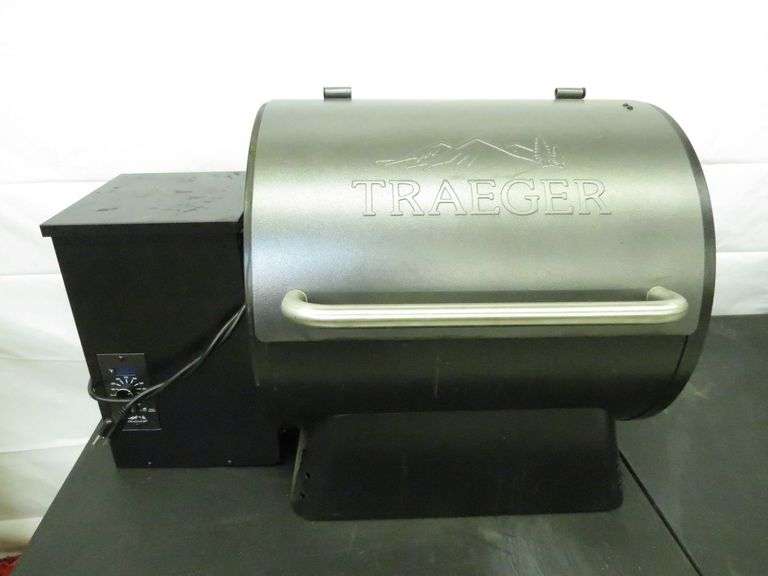 * Traeger Pellet Grill