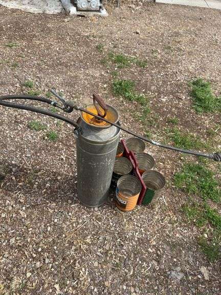 Metal Sprayer Tank, Tin Can Caddy