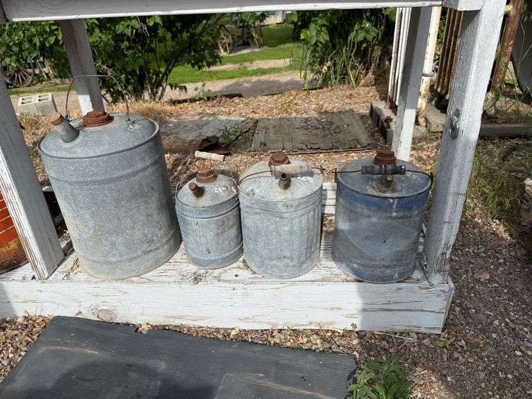 4) Vintage Galvanized Metal Kerosene Cans