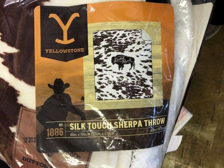 Yellowstone Silk Touch Sherpa Throw