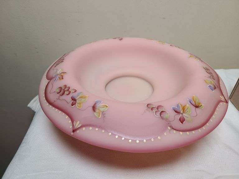 Burmese Fenton Rolled Rim Bowl on Stand