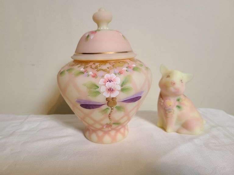 Burmese Fenton Ginger Jar, Burmese Fenton Pig