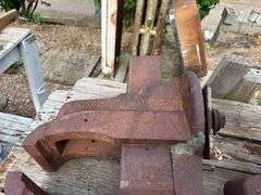 Vintage Vise