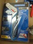 Two Way Water Shut Off Kit, Pipe Cutters, LVP Knife, Mallet