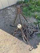Metal Stands and Chains