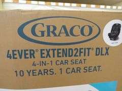 Graco 4Ever Extend2Fit DLX Car Seat