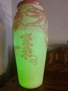 Fenton Uranium Kelsey Murphy Cameo "Wisteria Lane" Hummingbird Vase