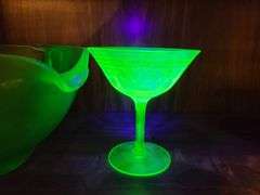 Double Spout Uranium Mixing Bowl, Uranium Wine Glass/Goblet