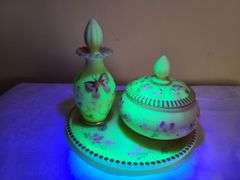 Burmese Fenton Vanity Set