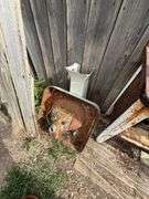 2) Sink Basins, Pedistal