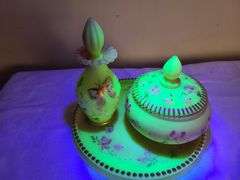 Burmese Fenton Vanity Set