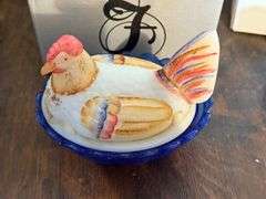 Fenton, Hen on Nest Cobalt Folk Art Collection, Fenton Hand Painted Labrador Dog, Fenton Art Glass H