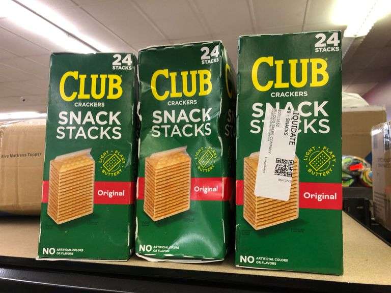 3) Club Crackers Snack Stacks