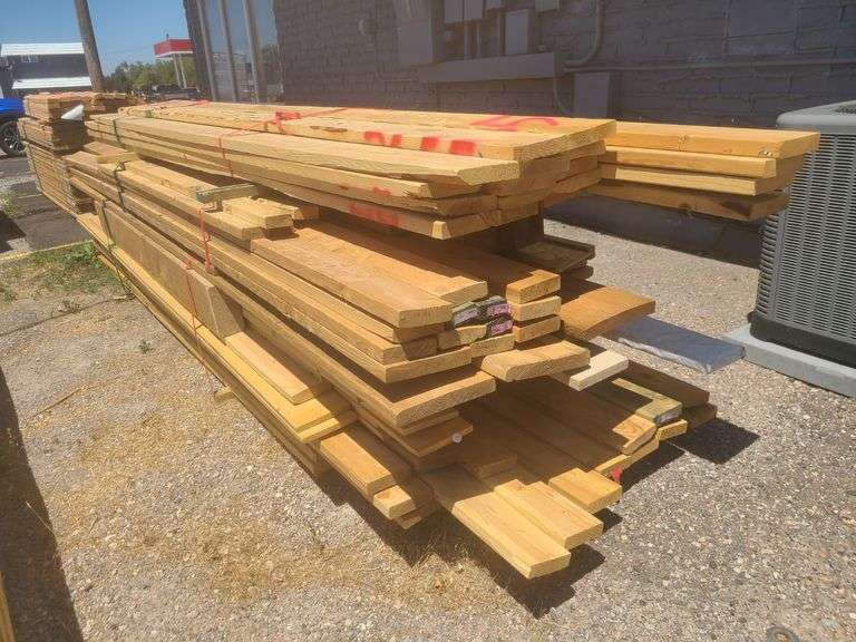 Bundle of Assorted Lumber