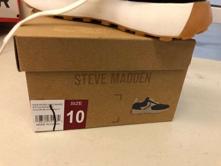 Steve Madden Ladies Sneaker