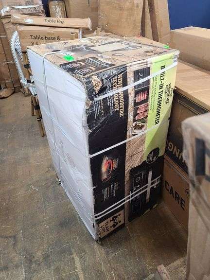*Ninja Woodfire Pro XL Outdoor Grill & Smoker