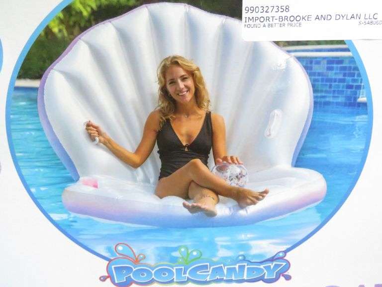 PoolCandy Giant Oyster Float