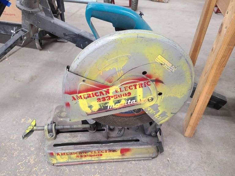 Makita Cutting Machine Saw