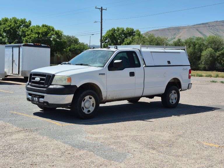 2006  Ford  F-150  XL Triton