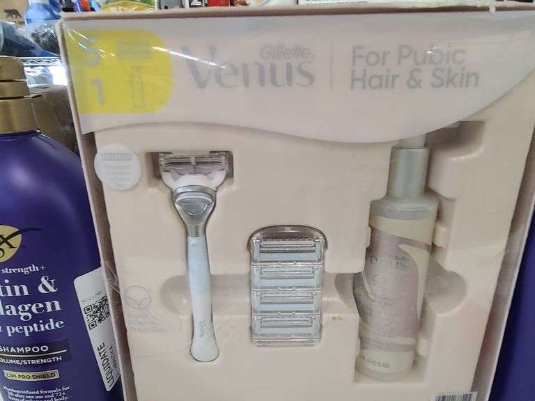 2) Shampoo, Gillette Venus Razor, Nexxus Leave-In Spray, Body Cream