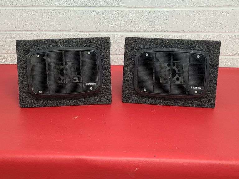 2) Jensen Speaker