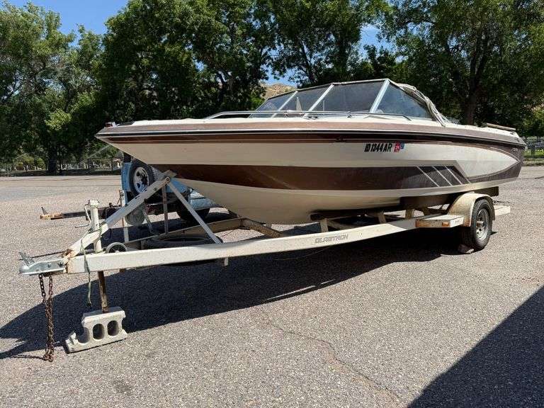 1987 Glastron 200hp Motor Boat Includes Coast Guard Required Equipment